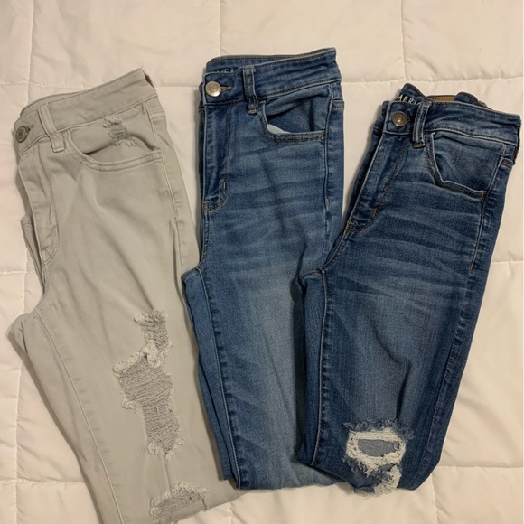 American Eagle Outfitters: skinny jeans; soft stretchy jeans, jeans with holes - Picture 2 of 8